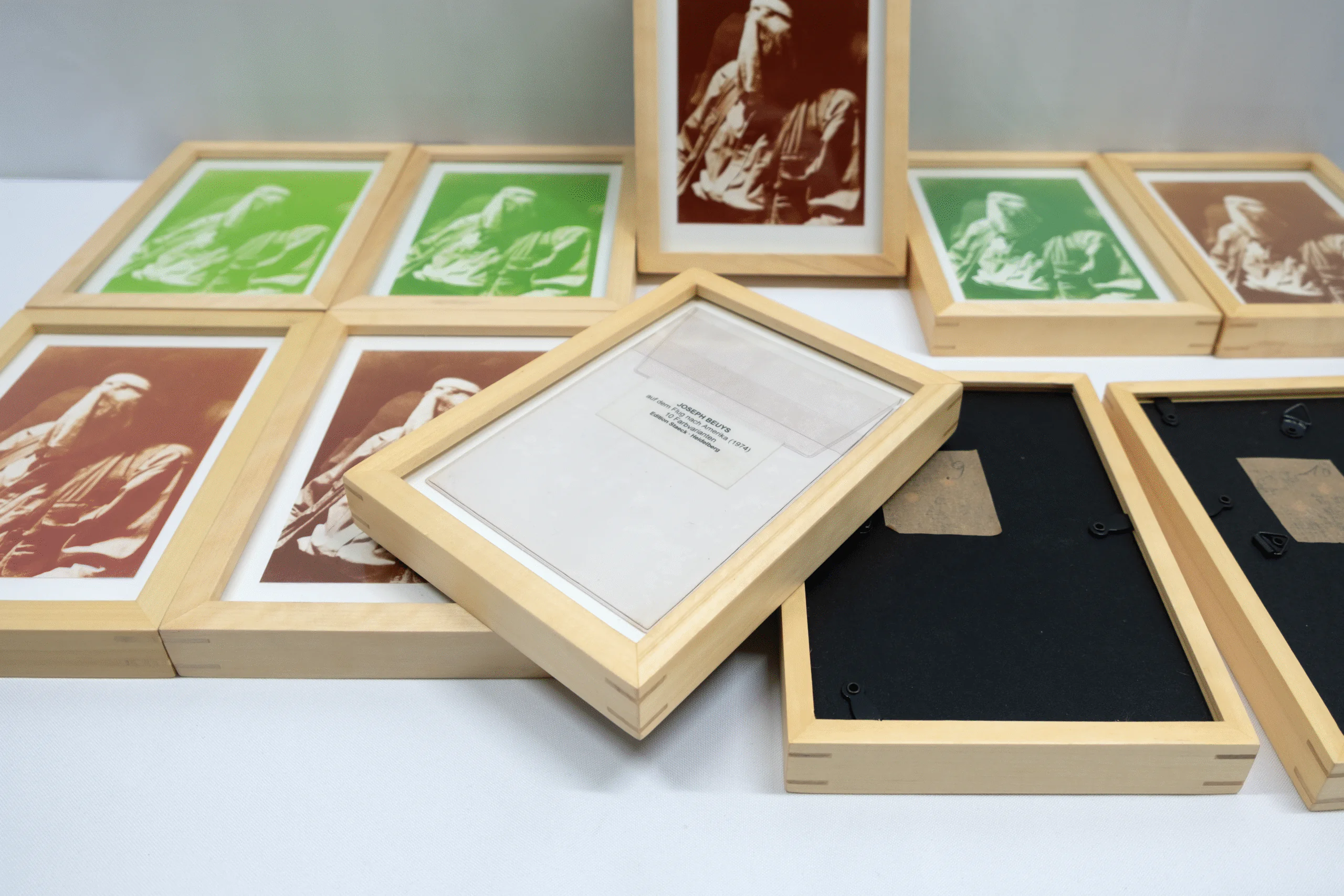FormaArte20 – Uitgever 10 fotolithografieën Auf dem Flug nach Amerika 3 van Joseph Beuys